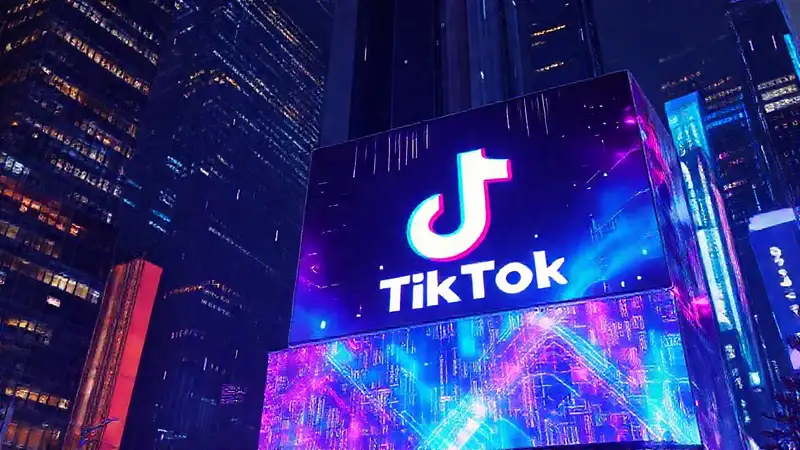 Un cartel futurista muestra datos digitales