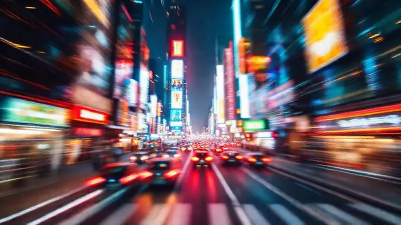 Ciudad digital vibrante y en movimiento