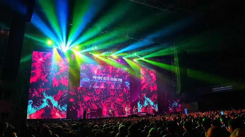 Escenario musical vibrante y enérgico